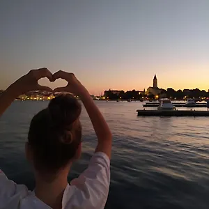 ellenőrizze a rendelkezésre állást