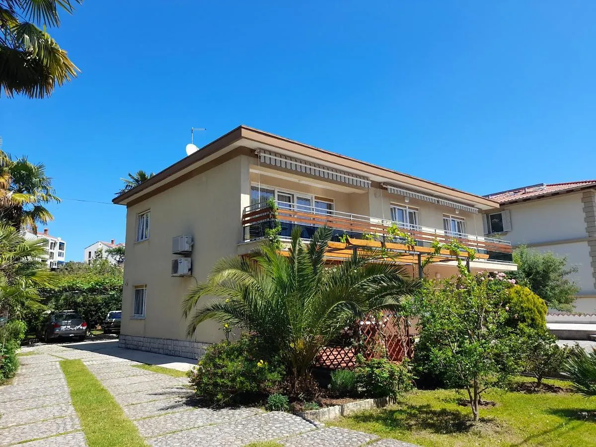Apartments Orange Lovran