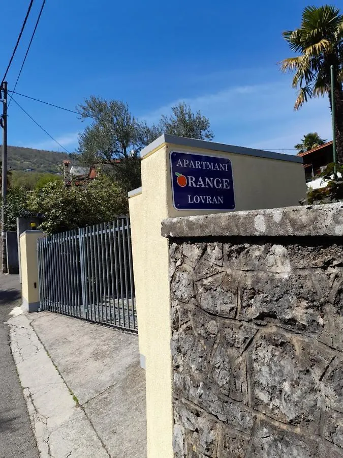 Apartments Orange Lovran