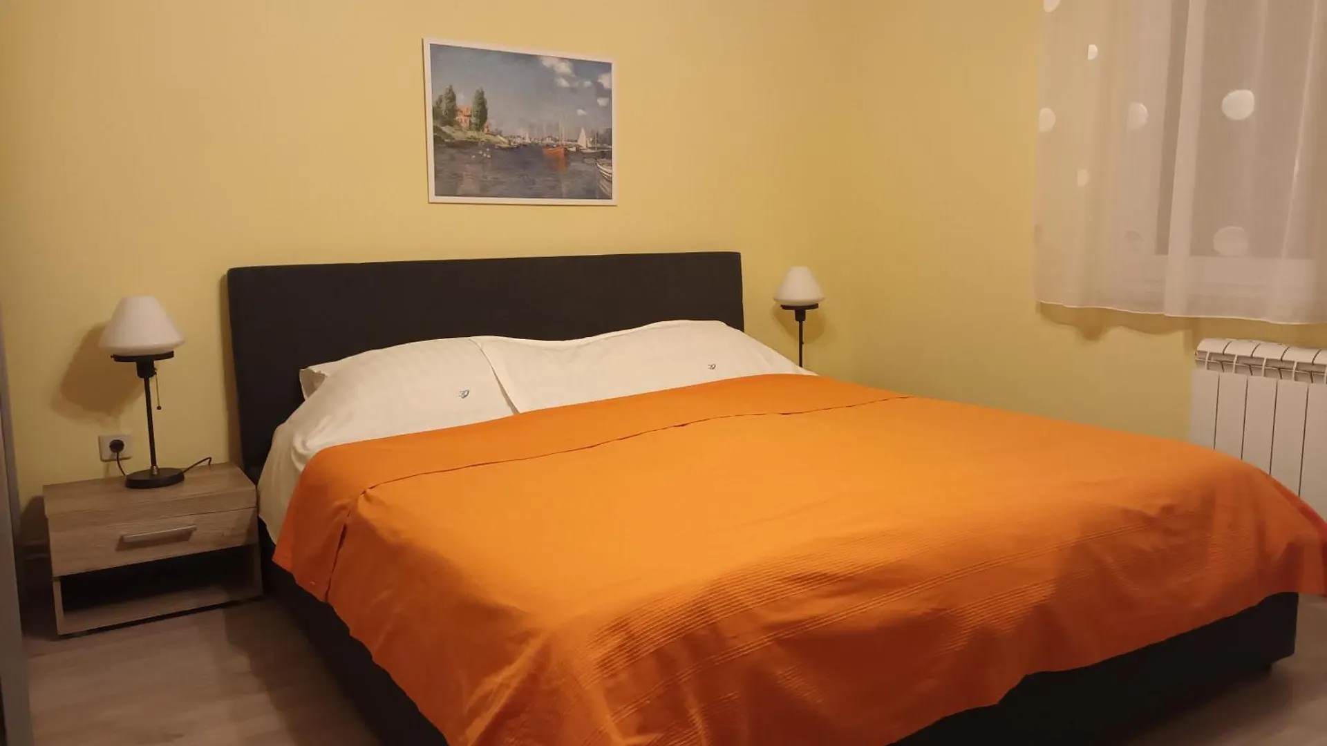 Apartments Orange Lovran
